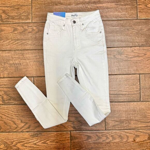 Abound Women's High-Rise Skinny Jeans White Size 25 Light Wash - Picture 1 of 7